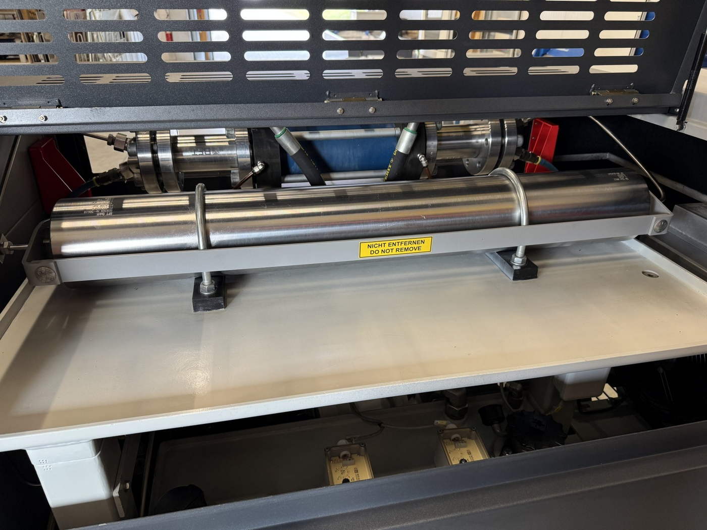 Neuer Pulsationsdämpfer HYTRON 40.30 Baujahr 2006 kl